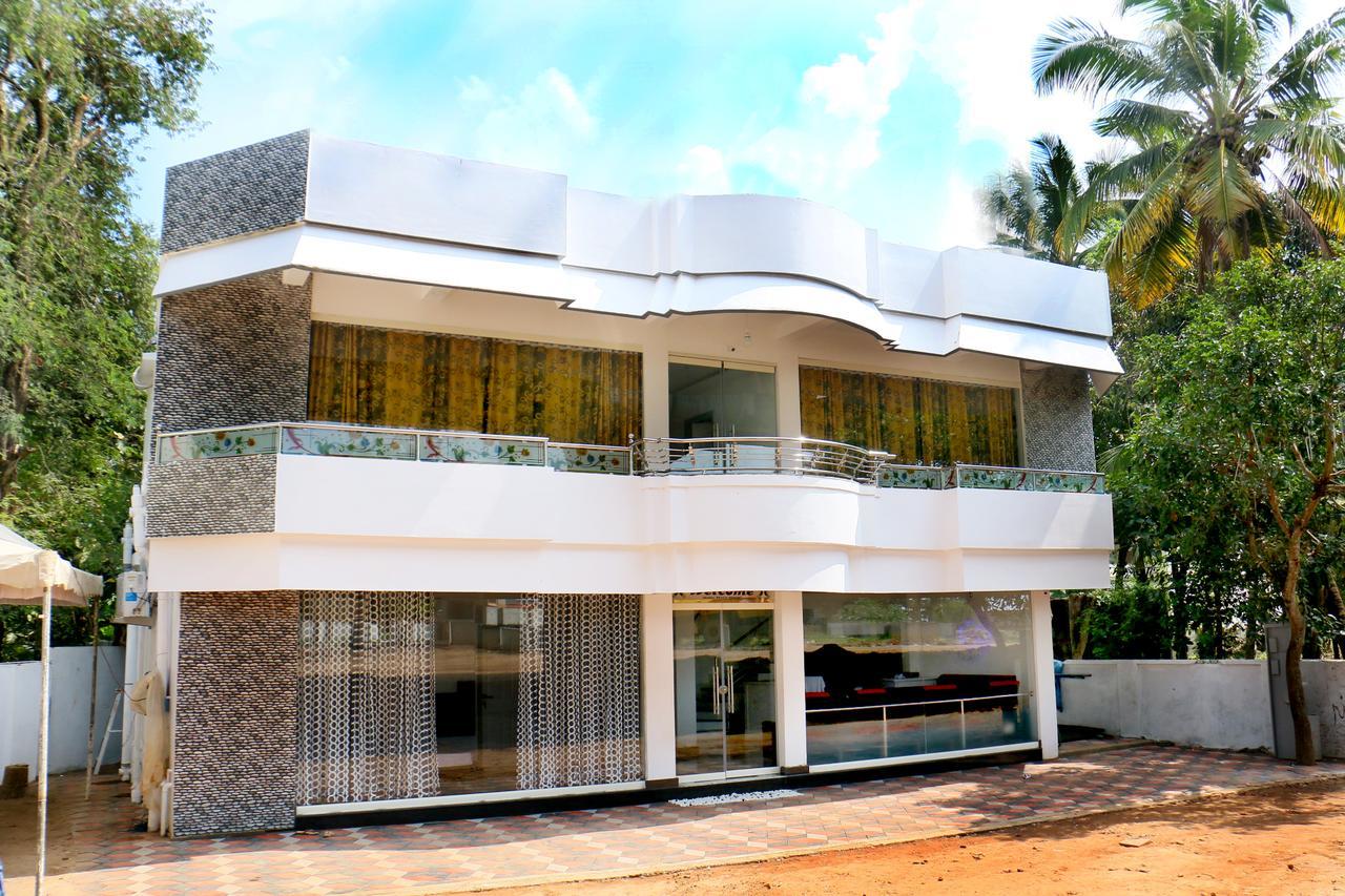 Mugal Beach Resort Alappuzha Esterno foto